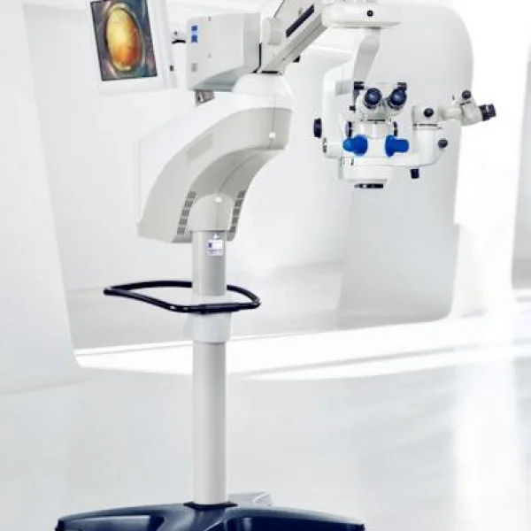 ZEISS OPMI Lumera T 手术显微镜